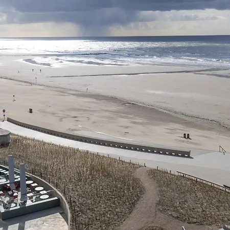 By The Sea Near Casino Ostend, Cleaning Included Daire Middelkerke